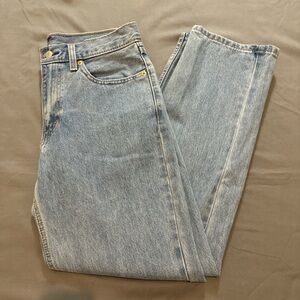 Levi light wash straight leg Jeans 30W 30L. Never been worn.